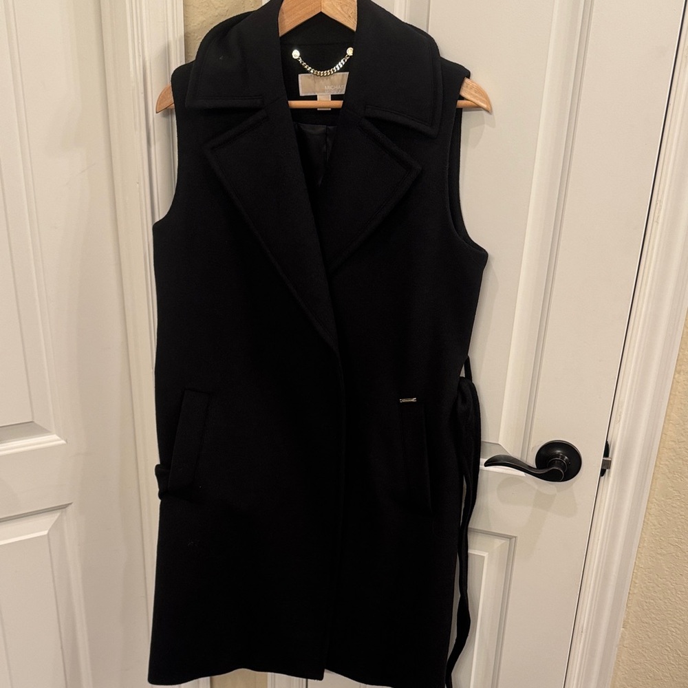 Michael Kors Black Sleeveless Vest jacket